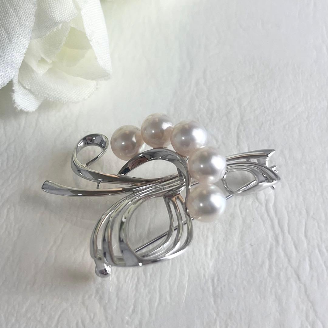 ☆美品☆ミキモト シルバー パール 5珠 ブローチ 皇室御用達ブランド