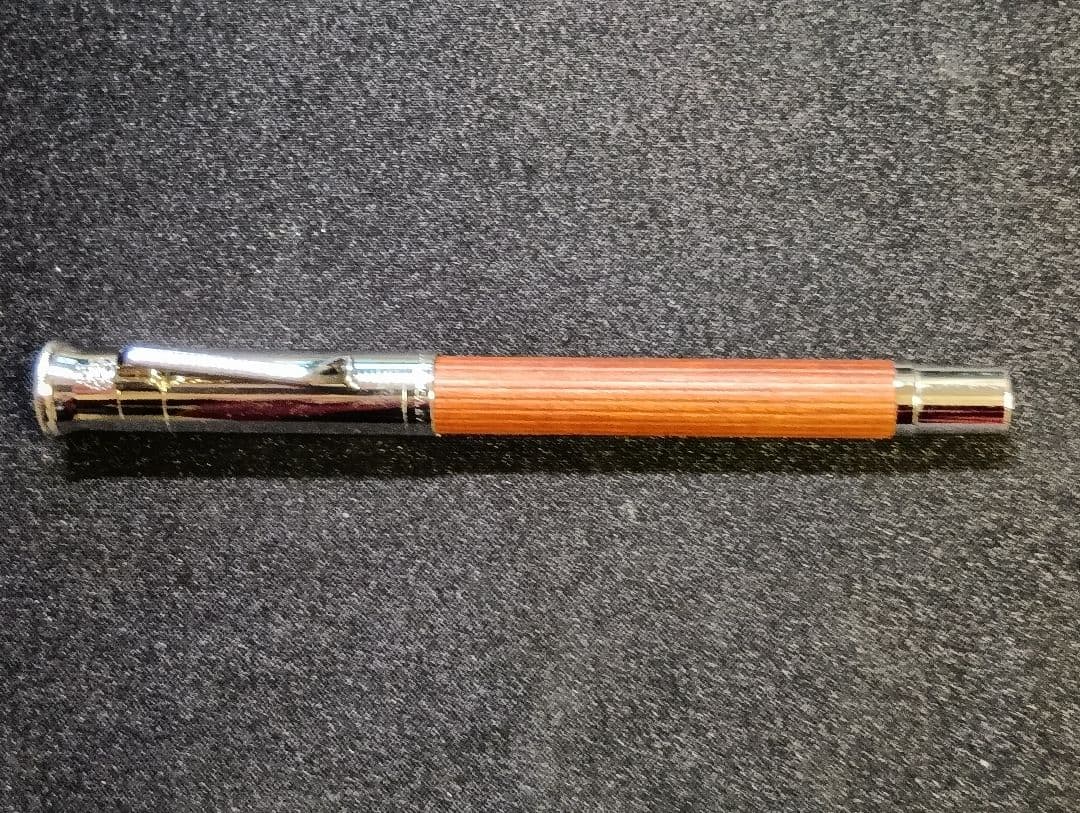 ファーバーカステル　クラシック　ペルナンブコ　旧ロゴ　万年筆　字幅М ファーバーカステル クラシック ペルナンブコ 旧ロゴ 万年筆 字幅М