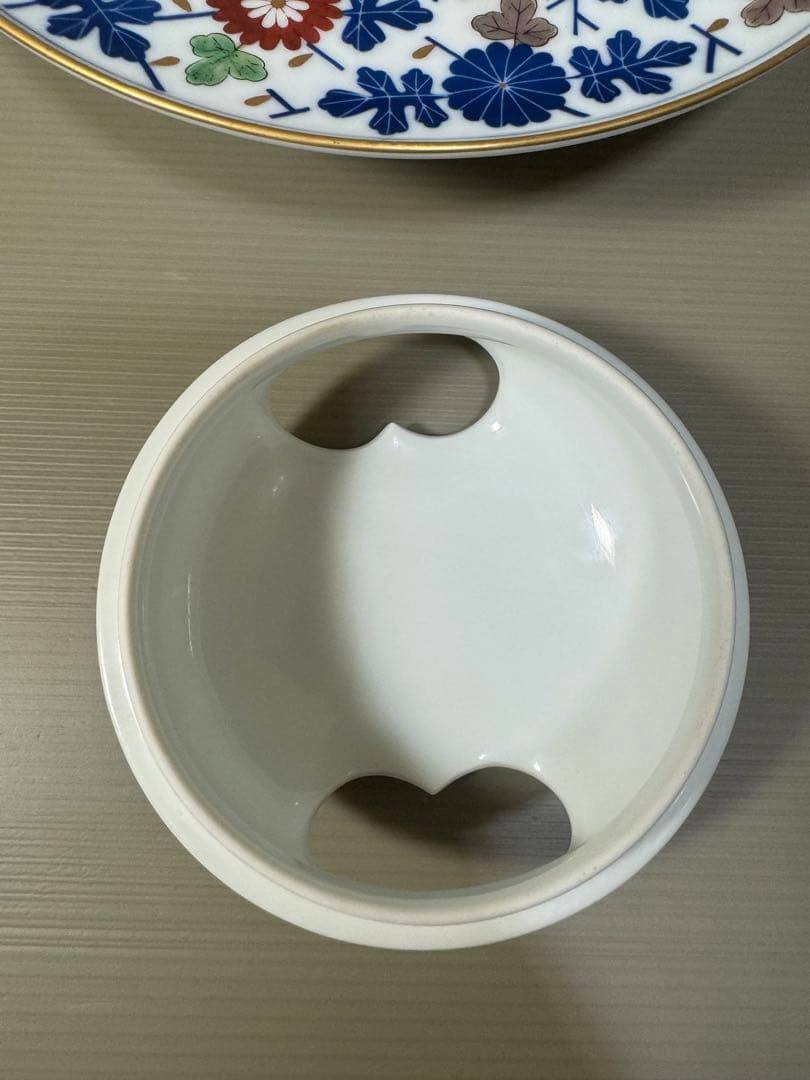 2218 香蘭社 染錦菊文 灰皿 金彩 - メルカリ