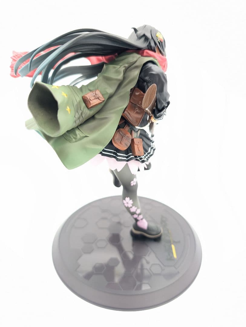 ドールズフロントライン 一〇〇式 1/8 完成品フィギュア ドルフロ 100式