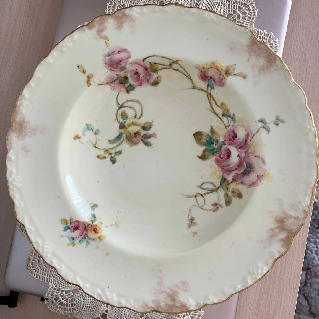 古ロイヤルクラウンダービー 薔薇のタッツァ