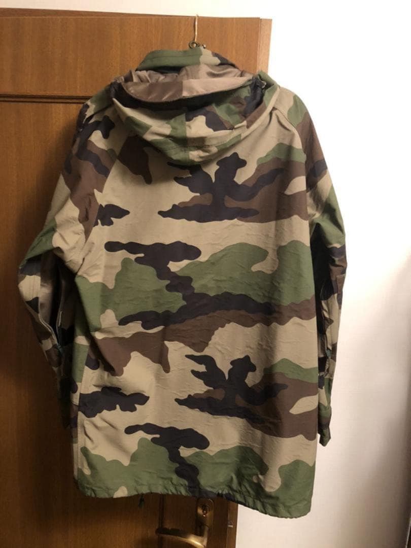 未使用】フランス軍実物 ウッドランド カモ ゴアテックス パーカー 未