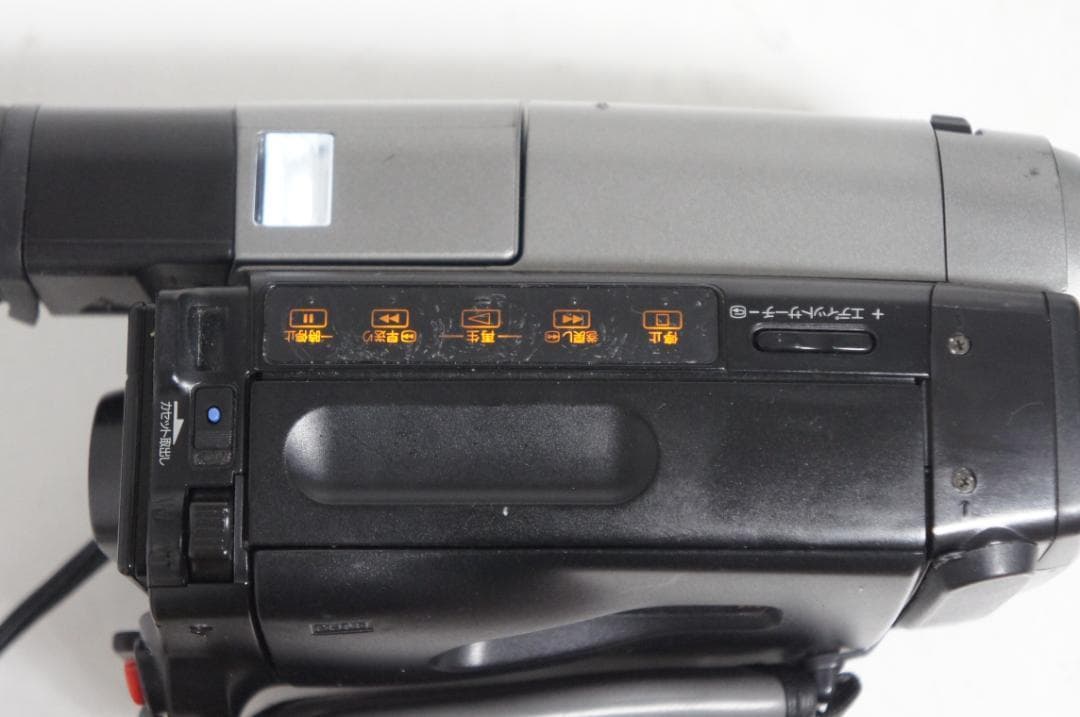 【再生OK】SONY CCD TR270 ビデオカメラ 8mm 828