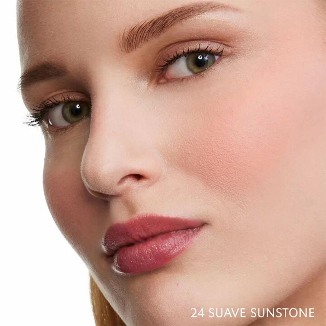 新品　YSL メイクミーブラッシュ パウダー　24 スワーヴ サンストーン