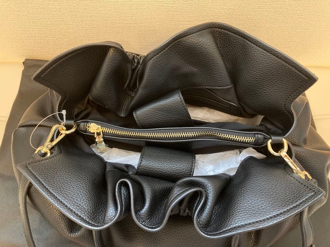 【新品未使用】エルマンノシェルヴィーノ　フィレンツェ　ハンドバッグ　ブラック