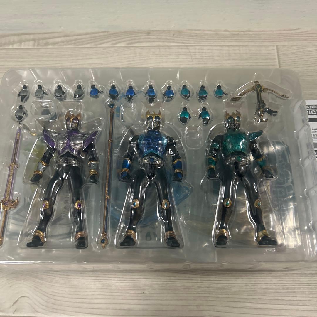 t190 SIC 極魂 仮面ライダークウガ 3 FORM SET