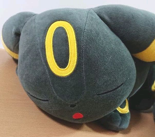 ポケモンセンター限定 すやすやブラッキー ぬいぐるみ S11558