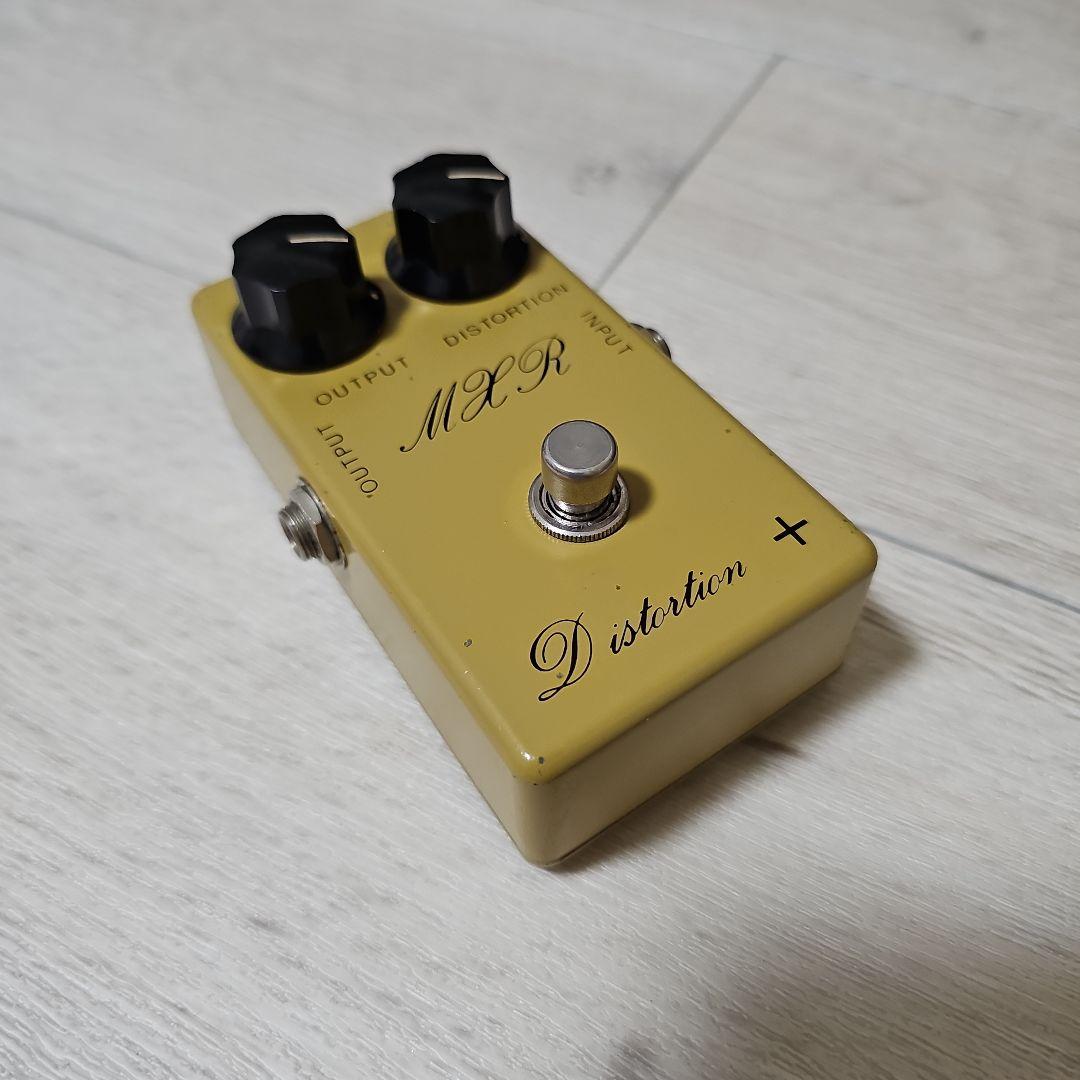 MXR Distortion+ 筆記体ロゴ　ビンテージ