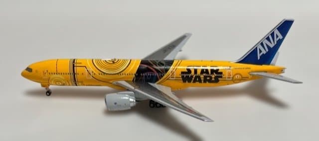 航空機・ヘリコプター ANA B777-200ER JA743A C-3PO