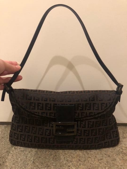 フェンディ ズッカ柄 美品