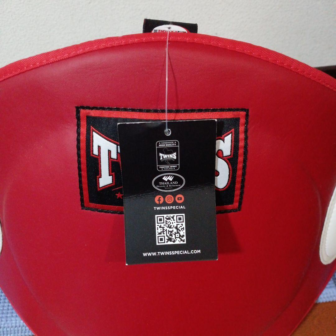 中古品 TWINS SPECIAL ボクシングサポーター M 赤