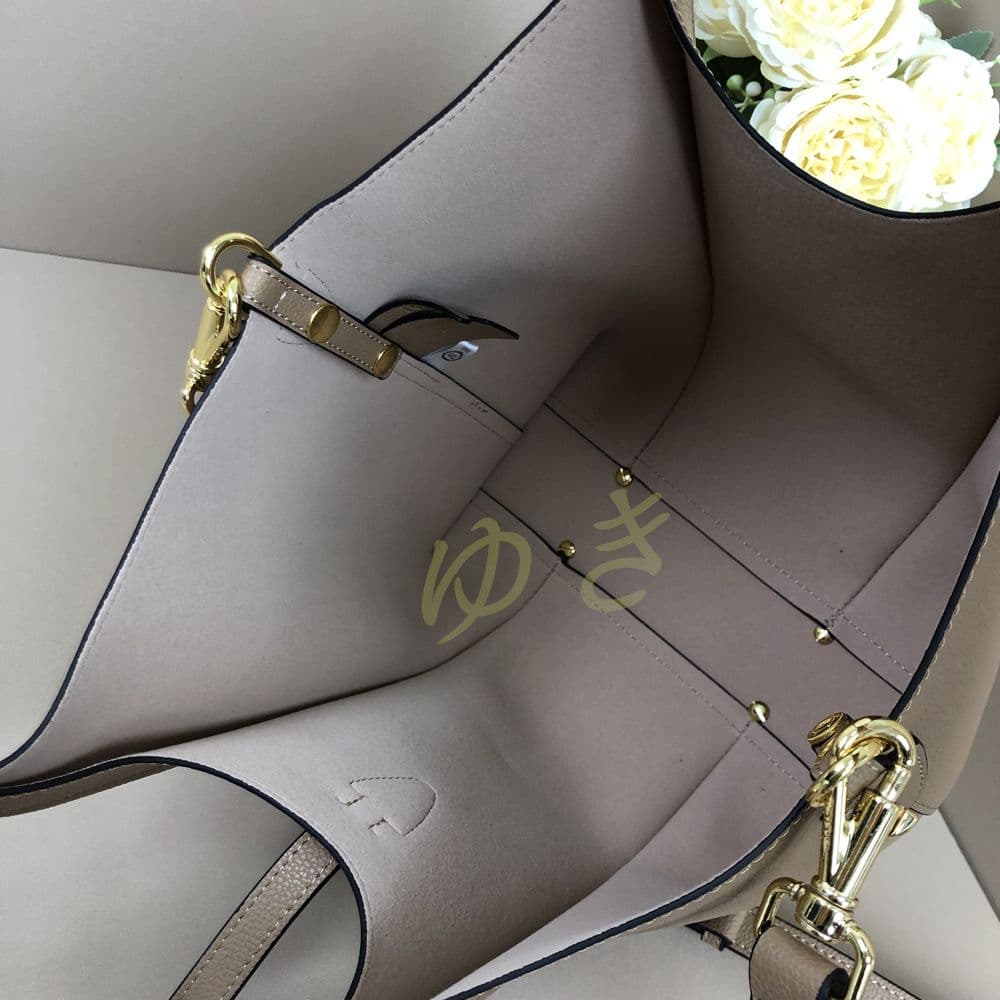 TOD’S トッズ　T タイムレス レザー トートバッグ ベージュ