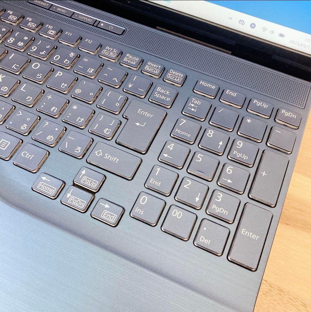 超美品 2021年製 intel第10世代Celeron Office付