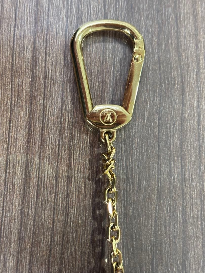 LOUIS VUITTON ピンク ケース