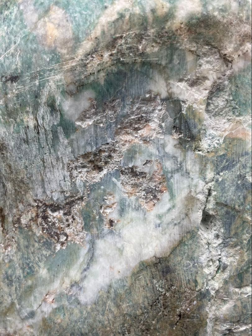 超希少 大型 ヒスイ原石 翡翠 木製台座付 鑑賞石 原石 天然石 鉱石