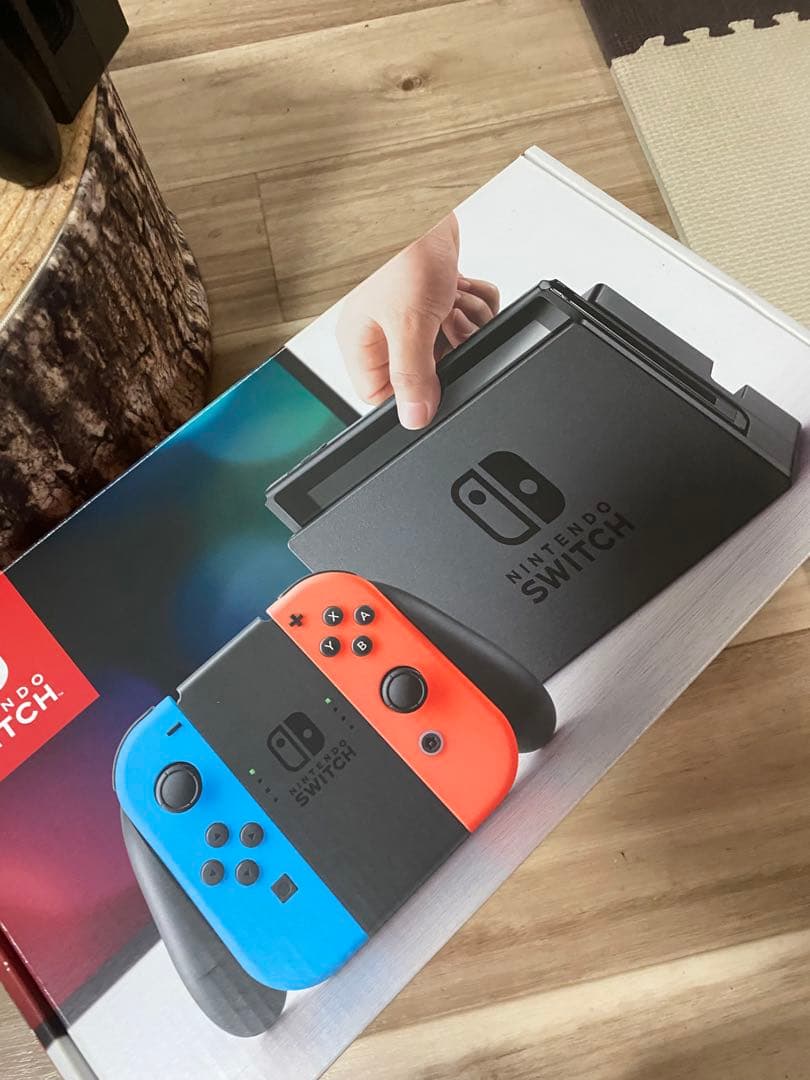 Nintendo Switch ニンテンドースイッチ本体　ネオン ⑧