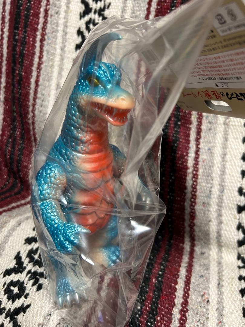 キ*ン様 ブルマァクの怪獣シリーズ☆アーストロン Gカラー帰ってきた