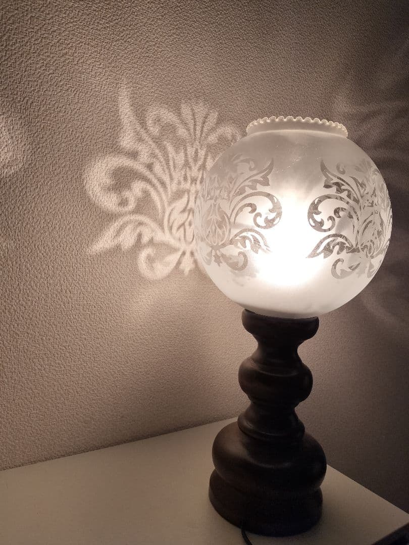 スペイン プラム社 アンティーク調照明スタンド ダマスク柄 レトロ