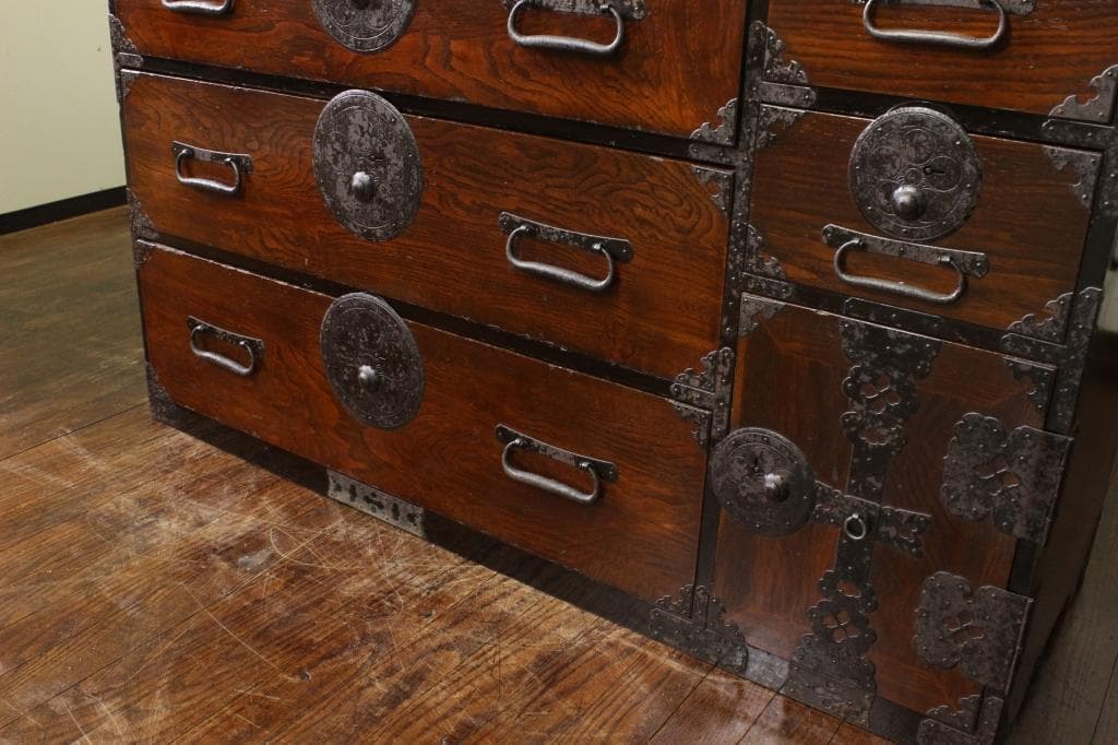 最上地方の衣装箪笥 丸金具 時代箪笥/古民家/チェスト/収納/無垢材/古