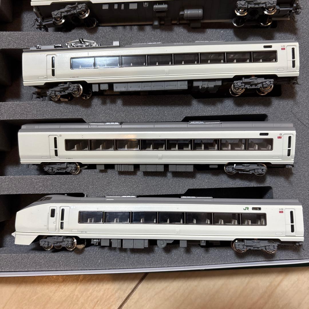 nゲージ kato 10-173 651系　スーパーひたち　室内灯標準装備