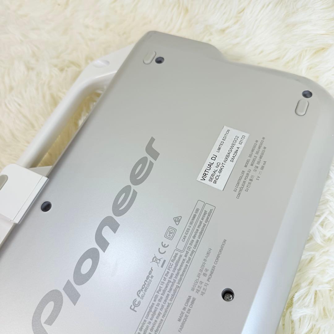 Pioneer DJコントローラー DDJ-WEGO2 -W ホワイト PCDJ