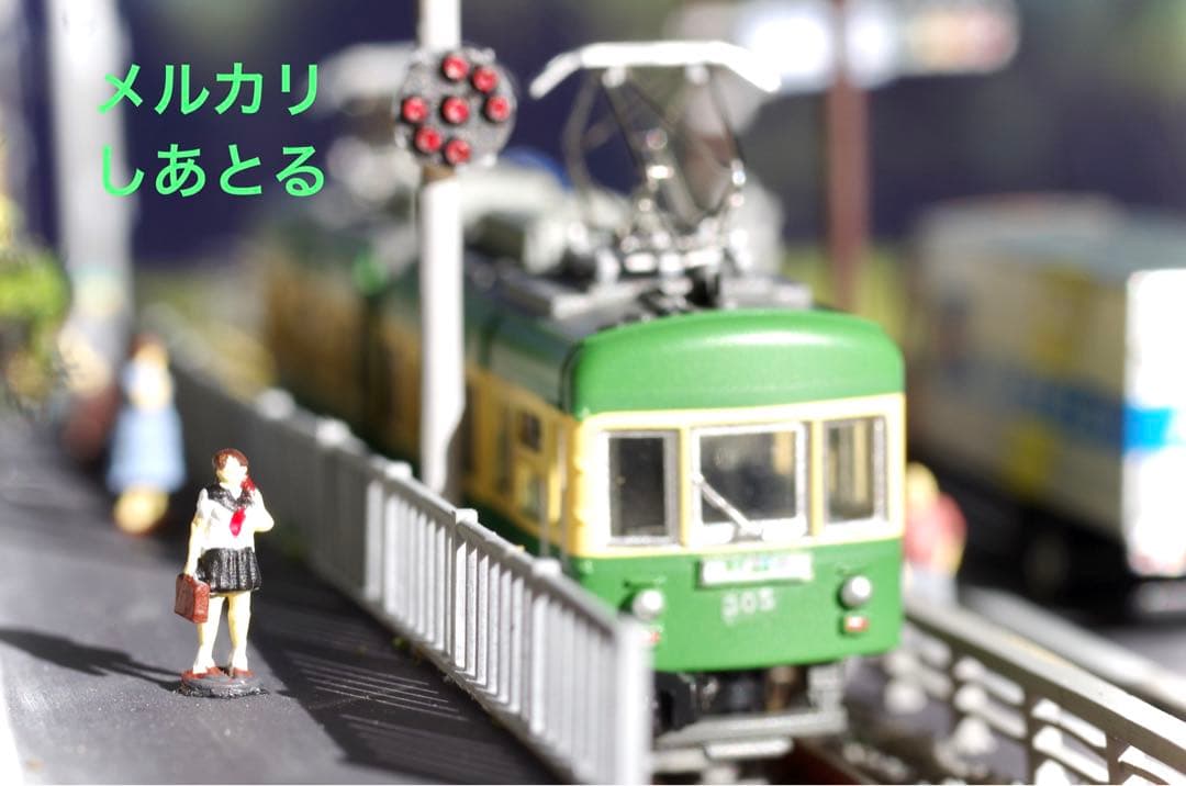 江ノ電 鎌倉高校前の踏切 鉄道ジオラマ展示台 Nゲージ Bトレ 鉄コレ