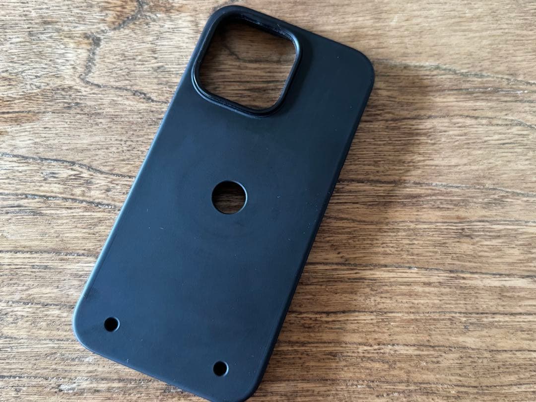 FJORDENフィヨルデン　iPhone15 Pro Maxカメラグリップ