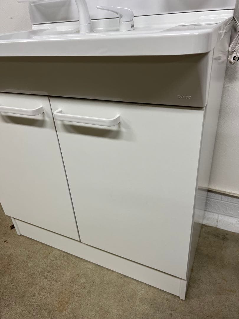 地域限定送料込み⭐︎TOTO 洗面化粧台 口750一面鏡高さ　1800mm 2枚扉