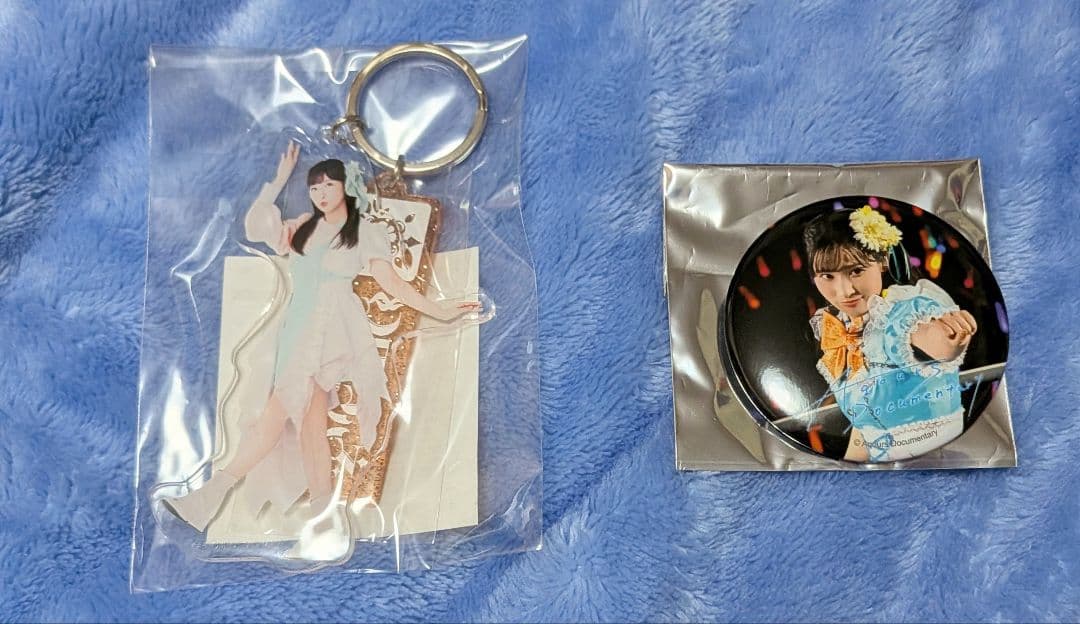 Aqours CLUB 伊波杏樹 アクリルスタンド 缶バッジ