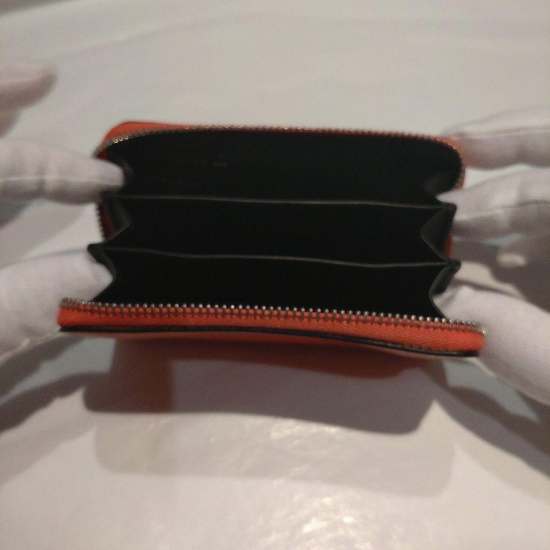 ロエベのカード、ケース