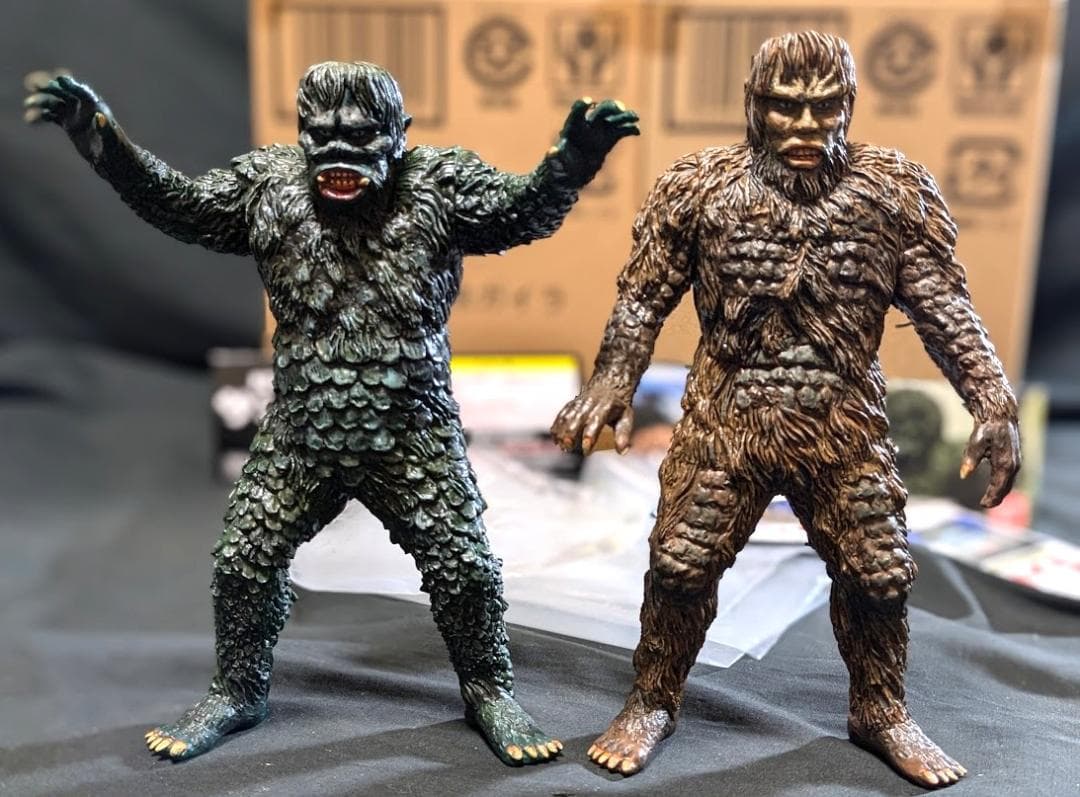 サンダ＆ガイラ怪獣番外地（バンダイプレミアム）ソフビフィギュア2体