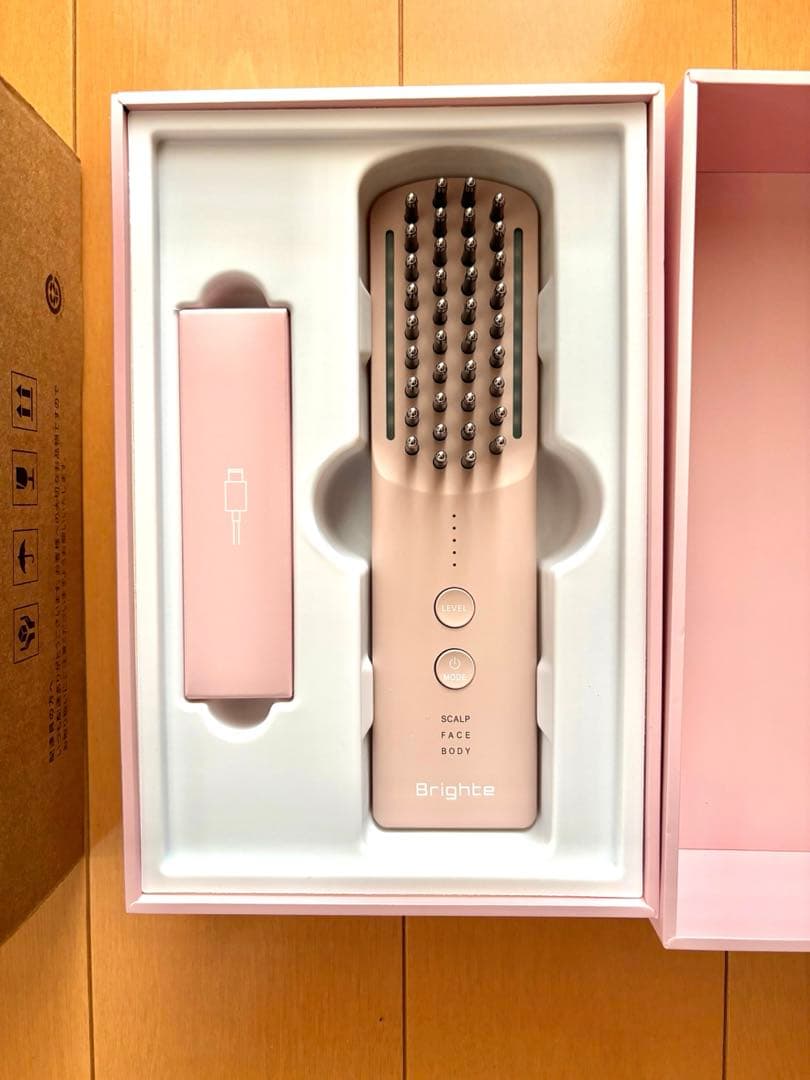 Brighte ELEKI BRUSH＋ピンク ブラシ型美顔器 - メルカリ