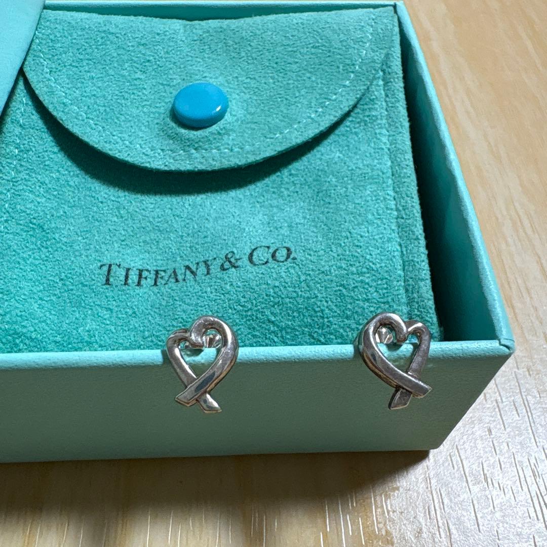 Tiffany & Co. ハート型スタッドピアス
