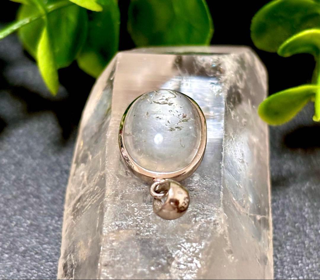 究極品質オパール最高峰の希少価値虹のエメラルドグリーンハイアライト