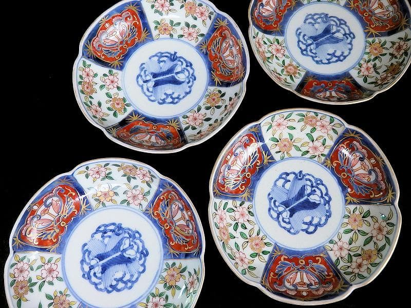 大聖寺伊万里　金襴手　桜に払子の図　４寸半皿　４枚　C351AS-AFf