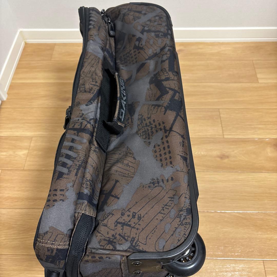 プロフ必読※ DAKINE 迷彩 キャリーカート