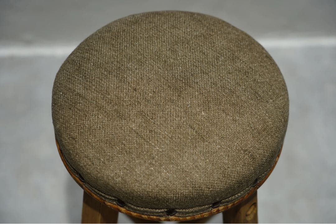 ビンテージ　丸スツール　レトロ　アンティーク　古木