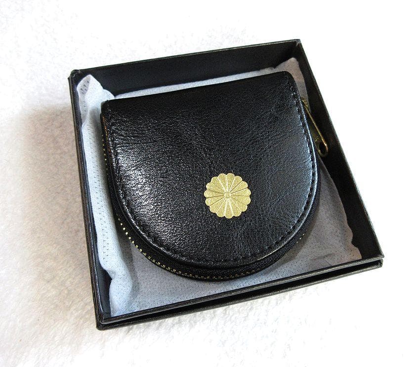 新品　皇居限定　本革ケース　人気黒　小銭入　菊葉文化協会
