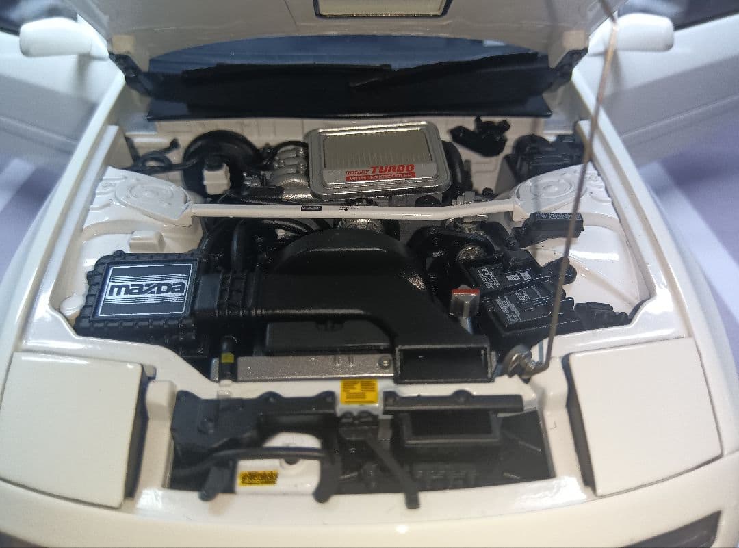 WHELART製 1/18 マツダ サバンナ RX-7 FC3 1990 - メルカリ