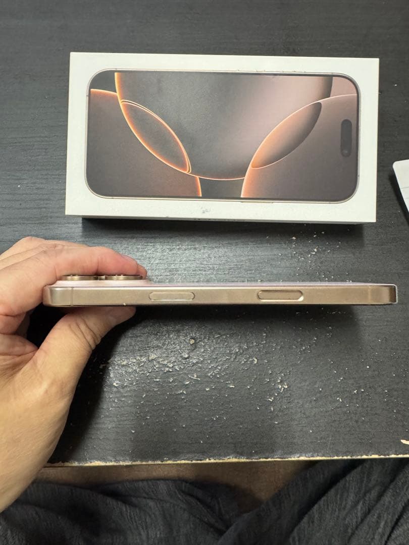 lain様専用【ジャンク品】iPhone 16Pro 本体 デザートチタニウムの通販