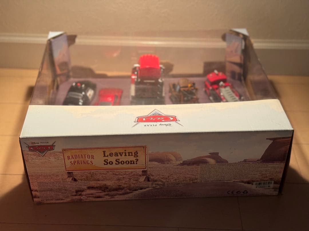 【激レア★未開封】カーズ　ラジエータースプリングスデラックスダイキャストセット