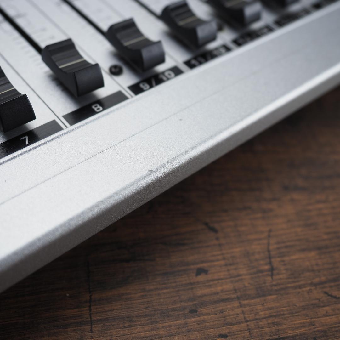 BEHRINGER EURORACK MX2004A 動作確認済 アダプターあり