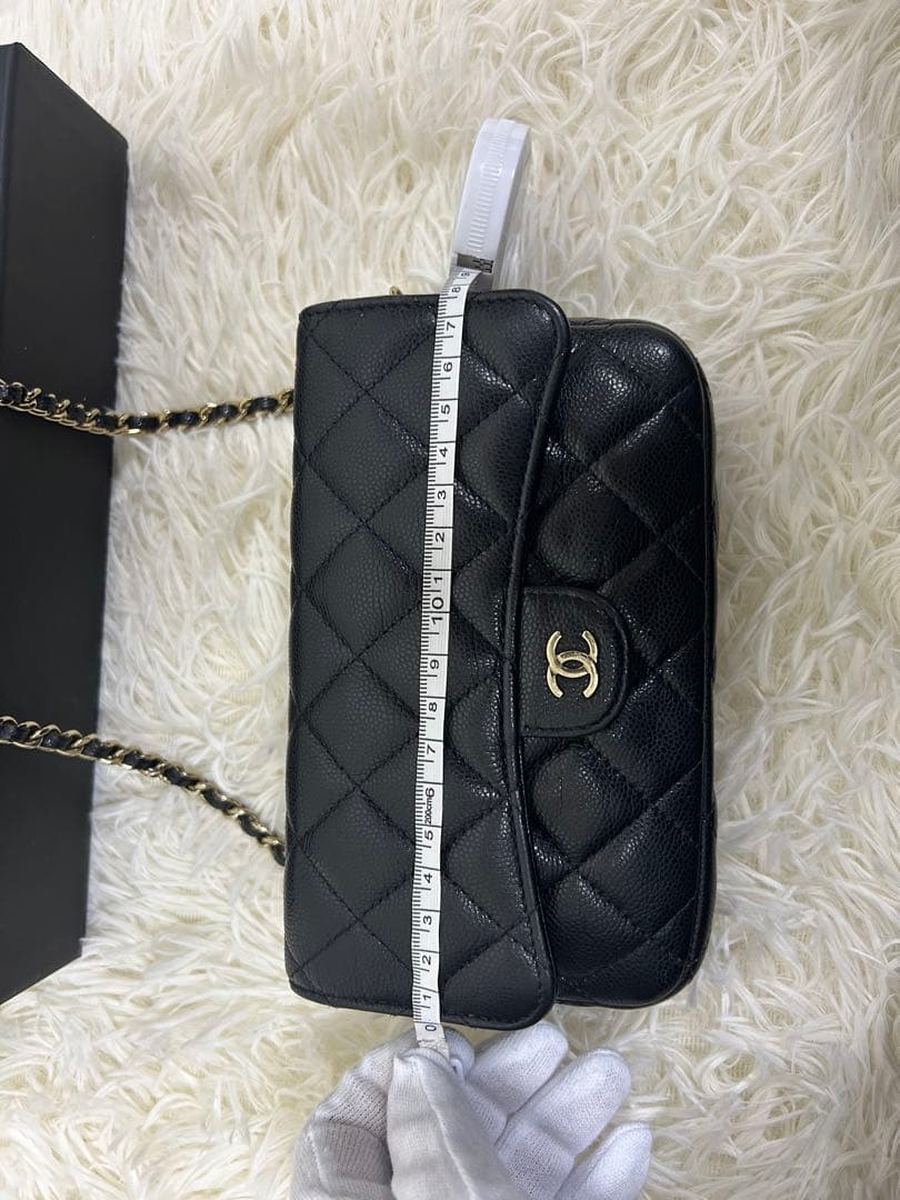 CHANEL ショルダー　チェーンウォレット　キャビアスキン