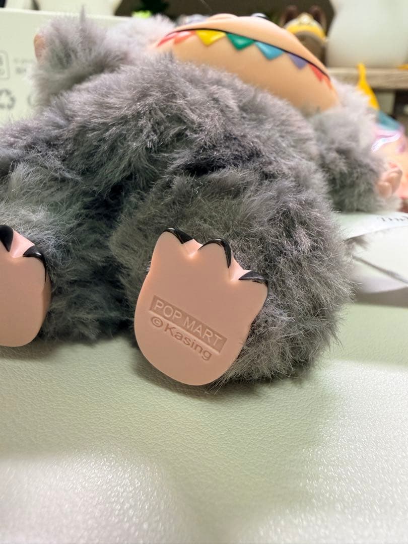 POP MART THE MONSTERS シークレット　ID