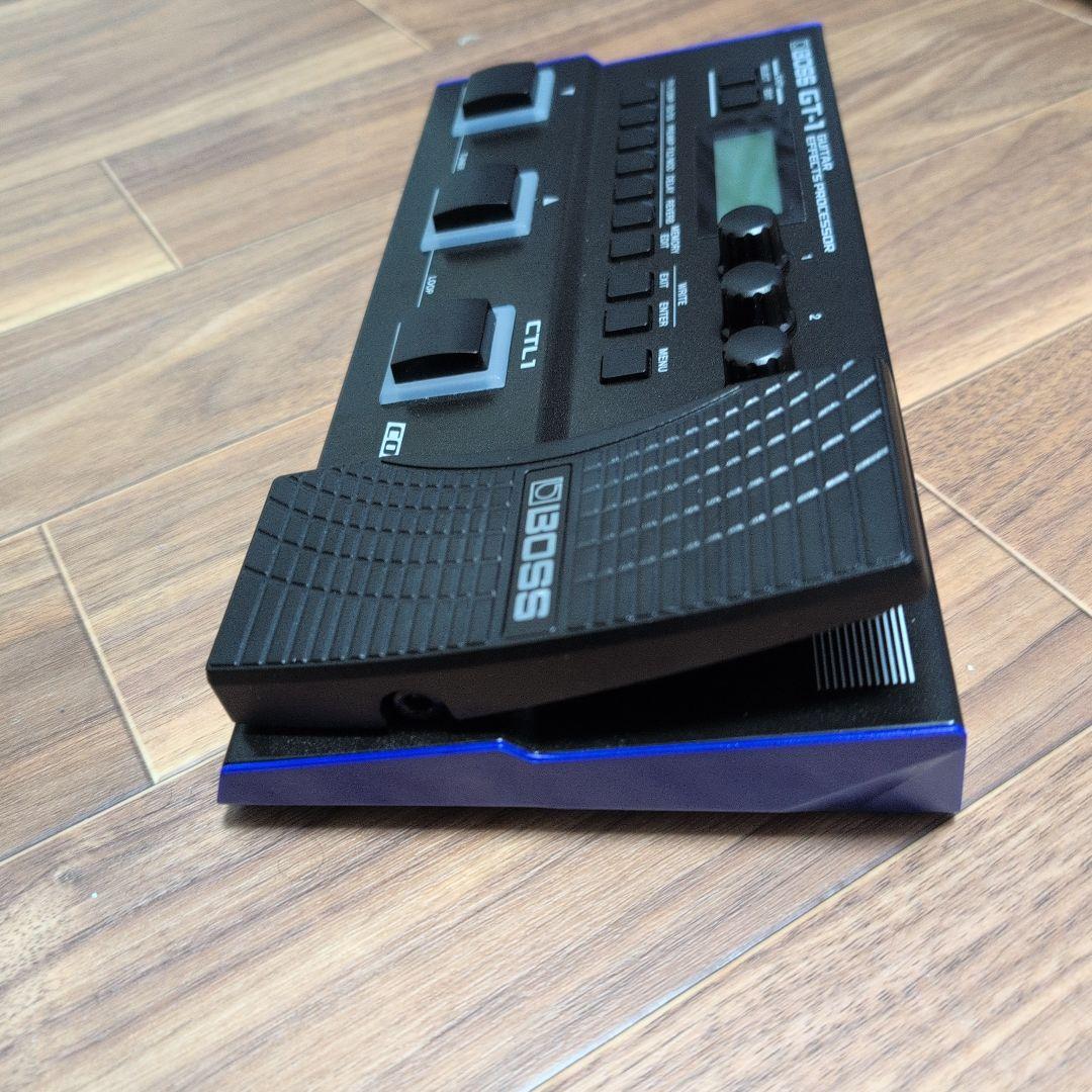 BOSS GT-1 ギターエフェクター (説明書付き)