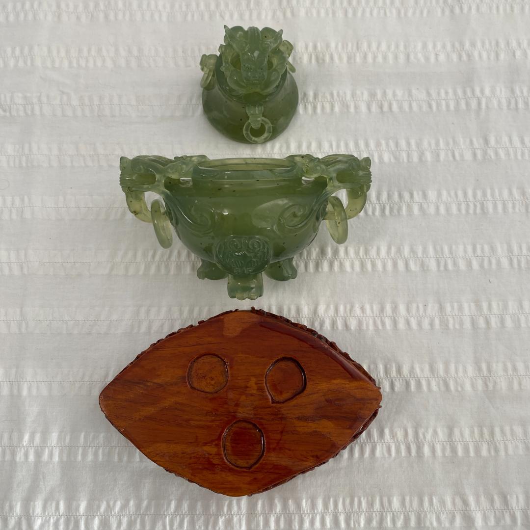 翡翠（ヒスイ）天然石 新山玉炉 龍の香炉 81年ポートピア天津物産展