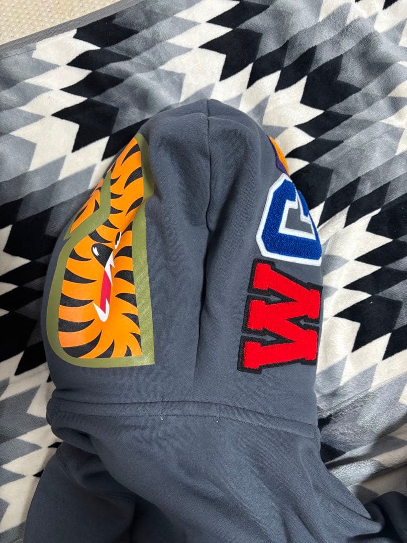 A・BATHING APE シャークパーカーダブルフード