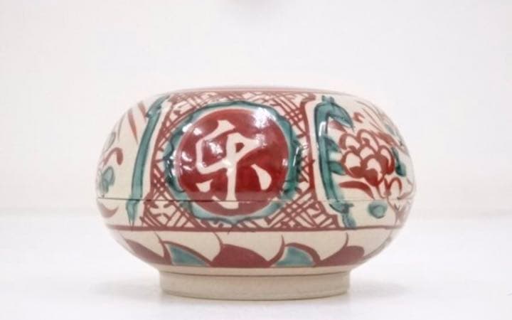 姿の良い香合 ビンテージ 茶道具 古美術犬山焼 尾関作十郎造 赤玉香合