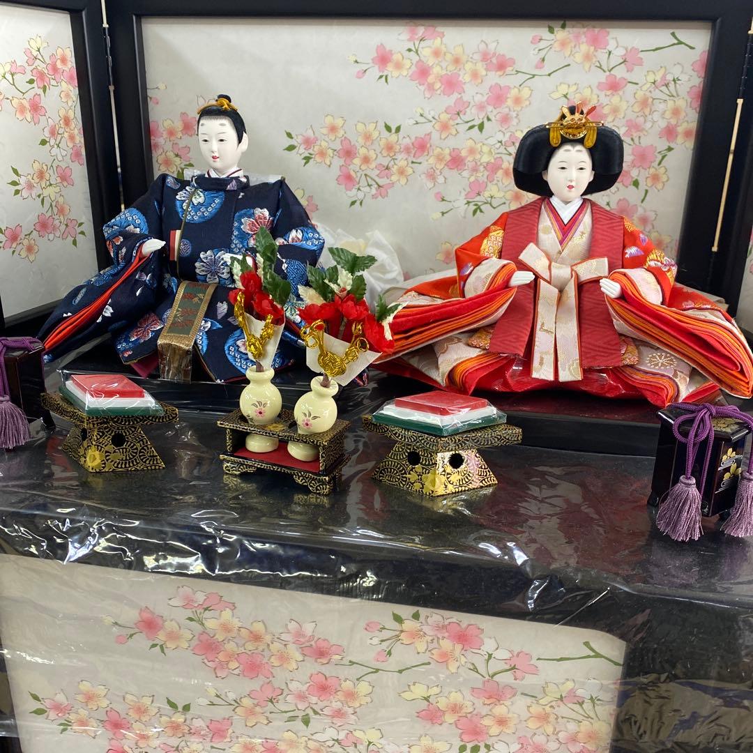 雛人形セット 花柄台座付き