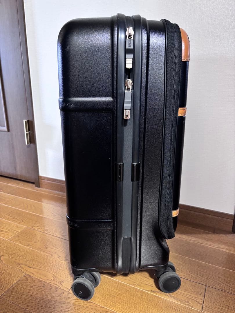 □正規品□トゥミ ALPHA2 22060D2 キャリーケース TSA 黒 ALPHA ALPHA